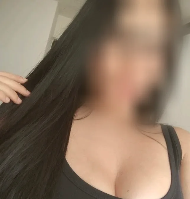 Antonia, 28