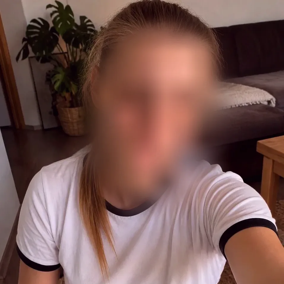 Birgit, 21