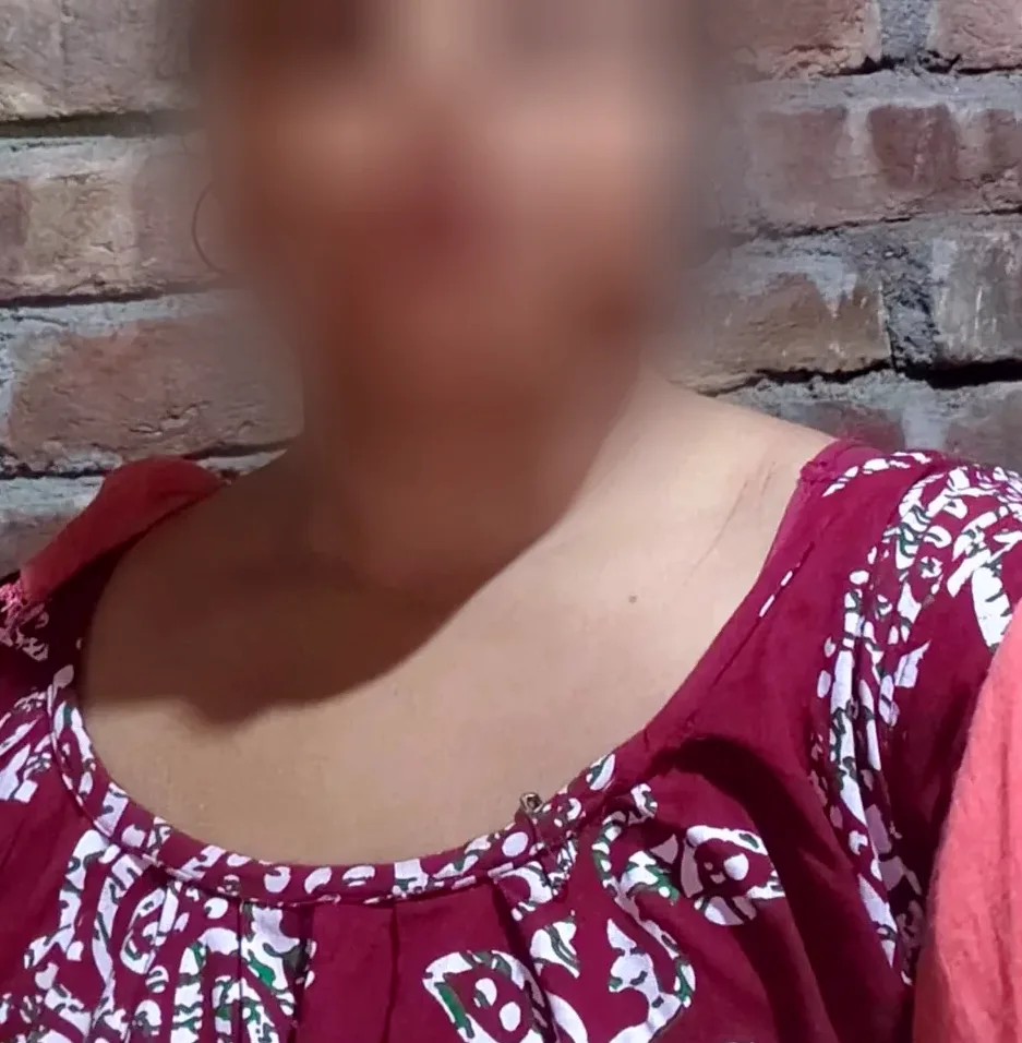 Carina, 28