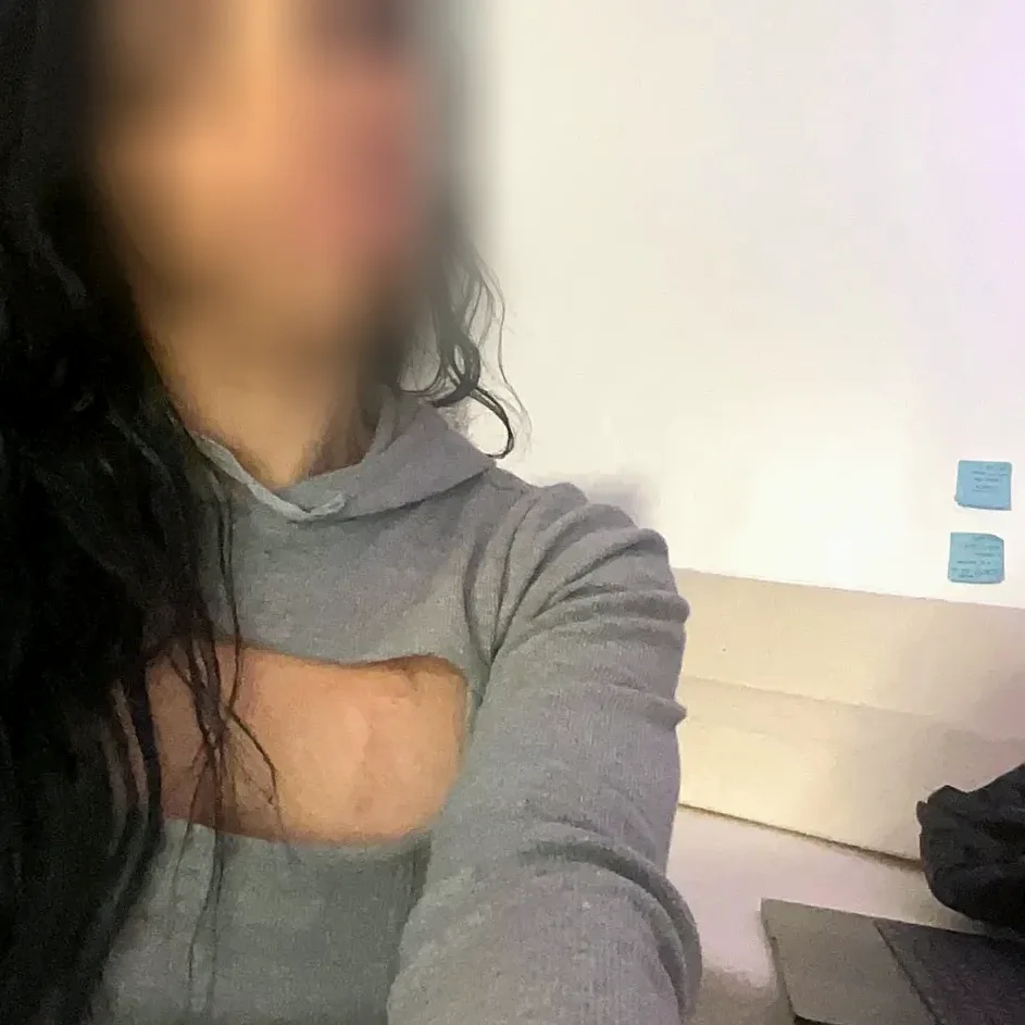 Emily, 20