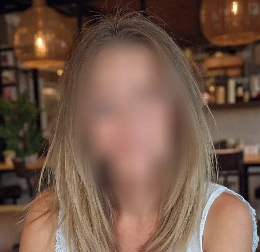 Emma, 37