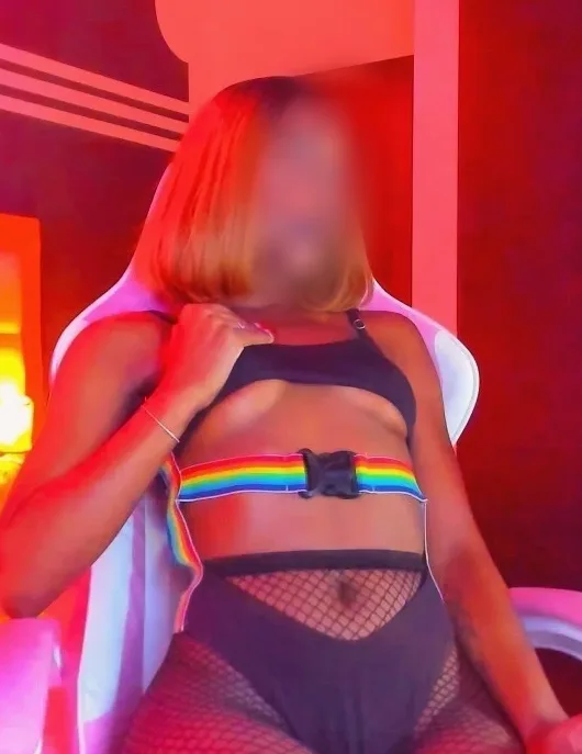 Hannah, 25
