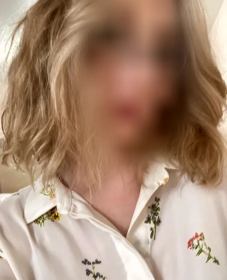 Katarina, 33