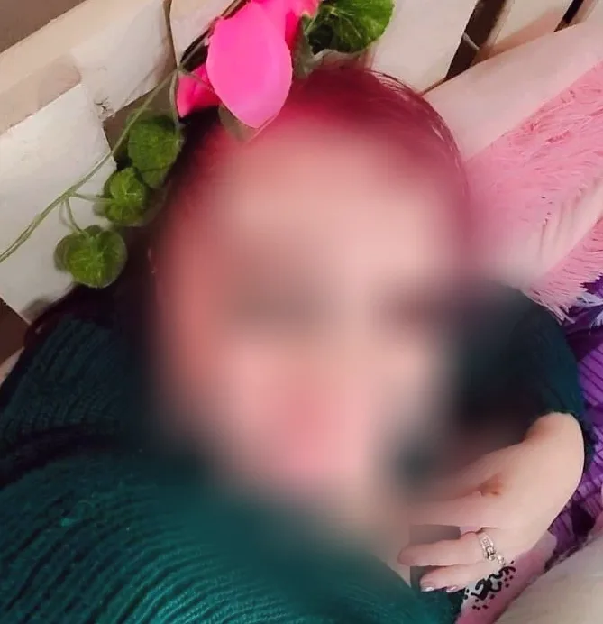 Kathrin, 36