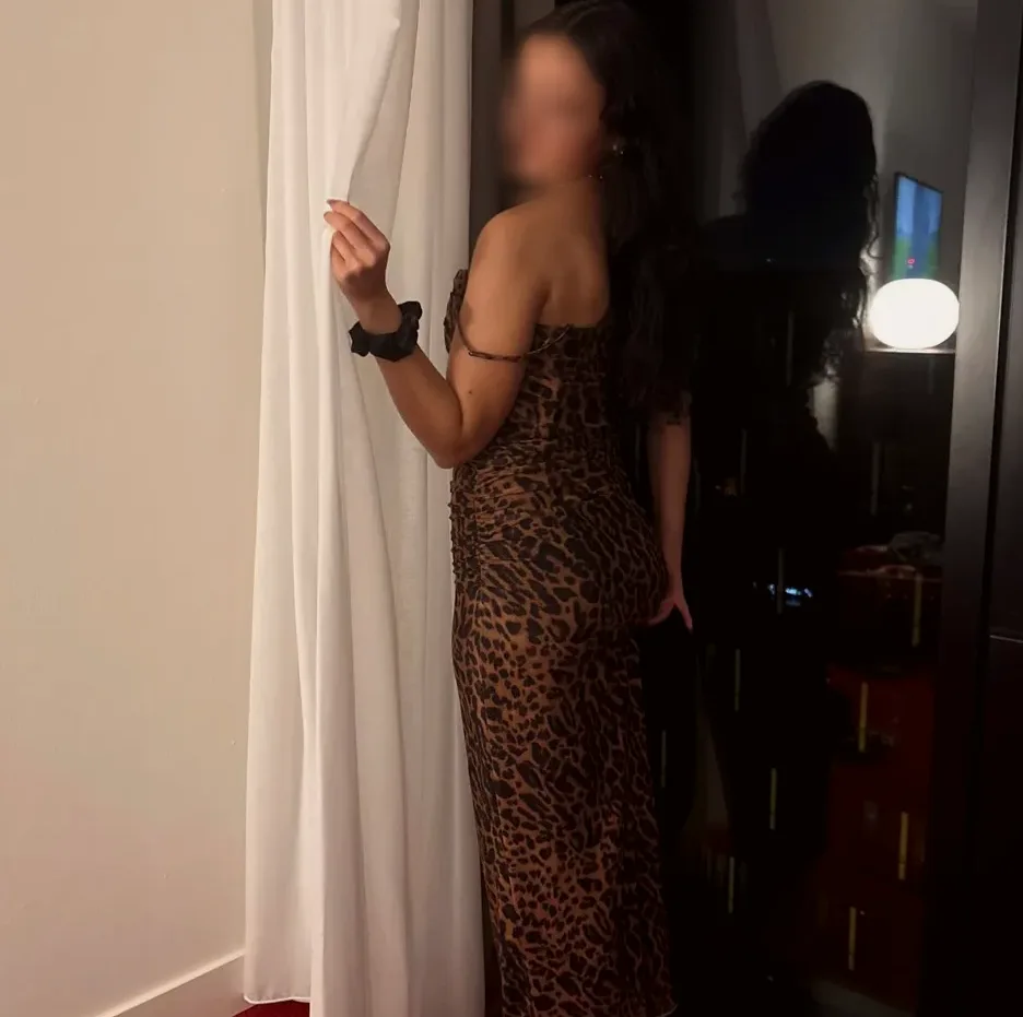 Lilly, 19