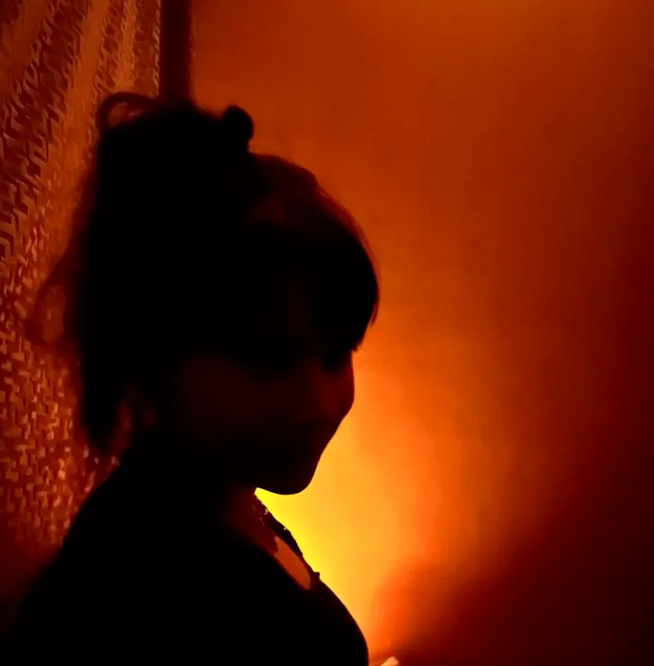 Sabrina, 26
